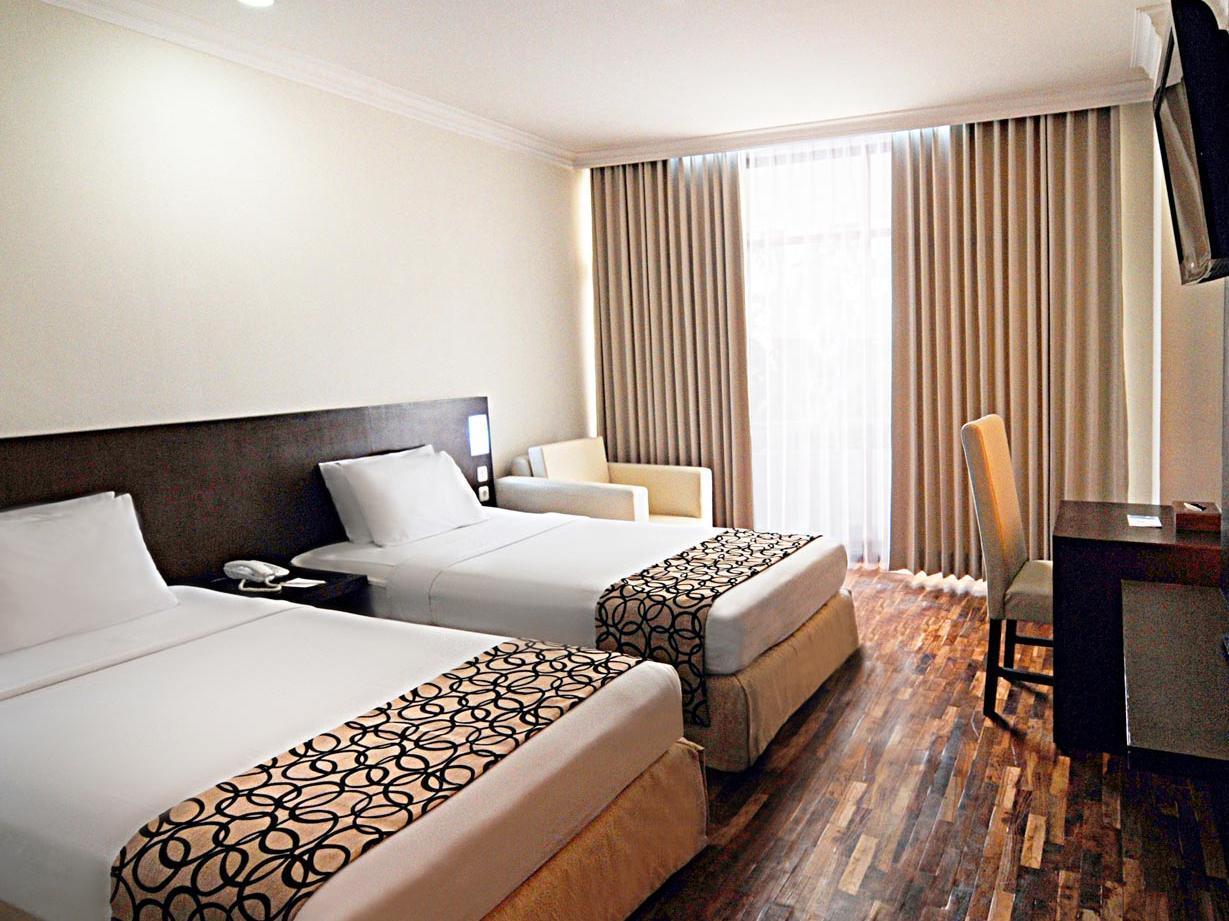Weta International Hotel Sorabaya Extérieur photo